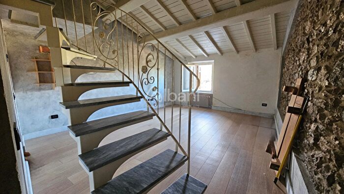 Appartamento quadrilocale in vendita in Via R Picedi, Arcola