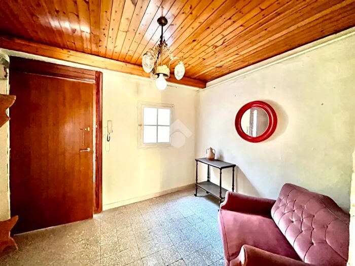 Appartamento bilocale in vendita in Piazza Mazzini, Pescia