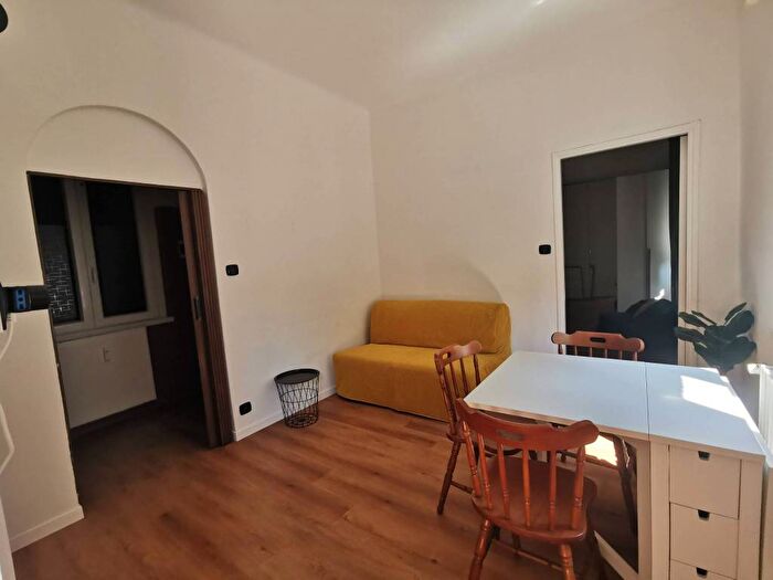 Appartamento bilocale in affitto in Via Bellinzona, Ponte Chiasso, Como