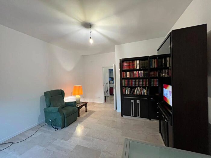 Appartamento trilocale in affitto in Via Vittorio Scialoia Milano, Milano