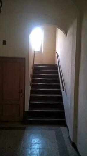 Casa con 8 locali in vendita in San Giustino