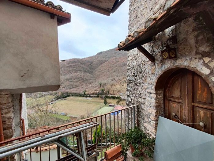 Appartamento monolocale in vendita in Via Montecastello, Percile