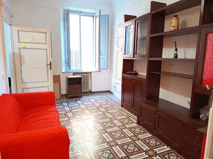 Appartamento quadrilocale in affitto in Via Santa Caterina, Siena