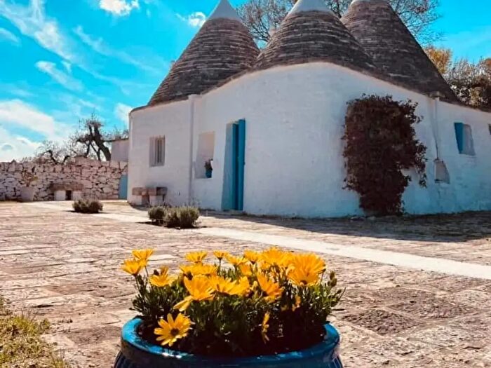 Casa quadrilocale in vendita in Strada Mancinelli, Locorotondo
