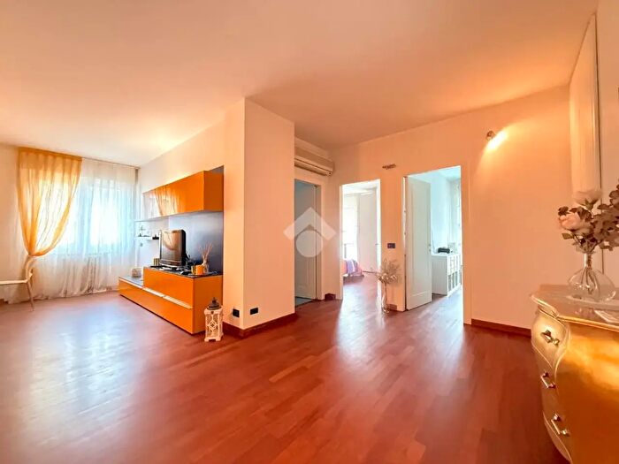 Appartamento trilocale in affitto in Via Pier Paolo Vergerio, Padova