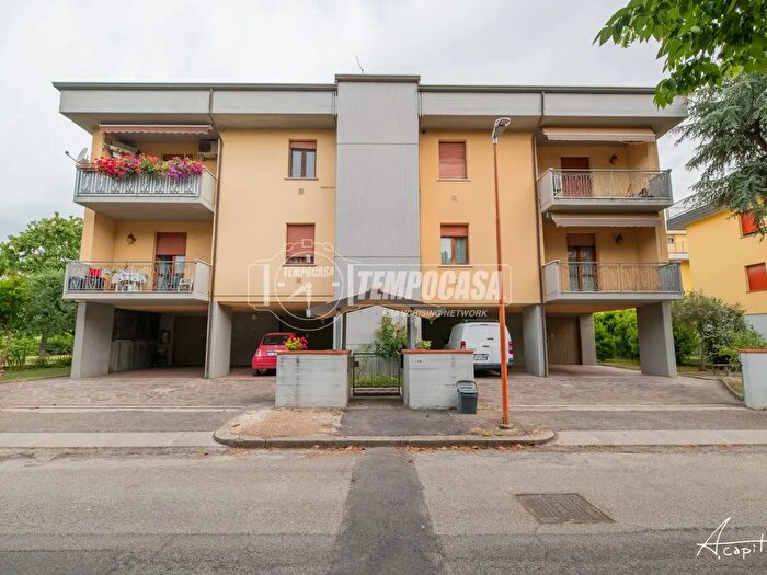 Appartamento quadrilocale in vendita in Via Spinello, Cesena