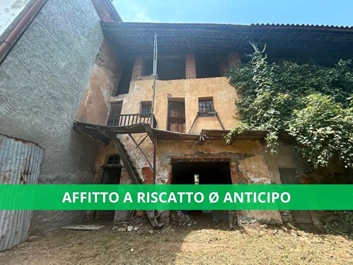 Casa trilocale in affitto in Borgata Remondato, Rocca Canavese