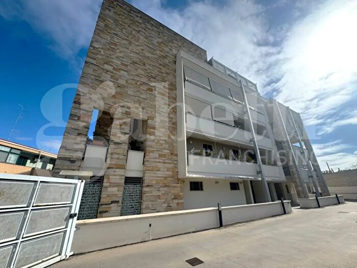 Appartamento quadrilocale in vendita in Vico XX Vittorio Emanuele, Bari