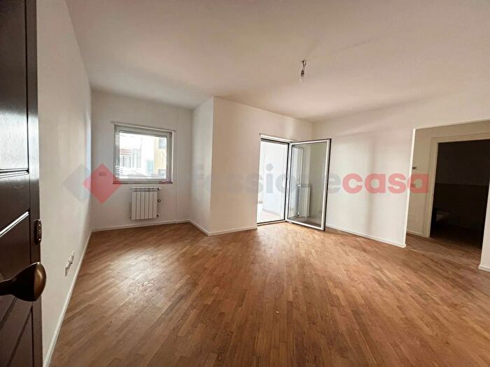 Appartamento trilocale in vendita in Via Nino Rota, Bari