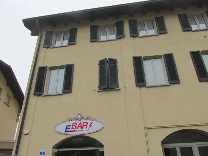 Appartamento bilocale in vendita in Casnate Con Bernate