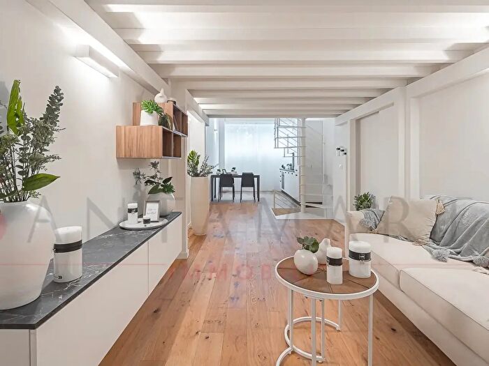 Appartamento trilocale in vendita in Viale Ergisto Bezzi, Milano