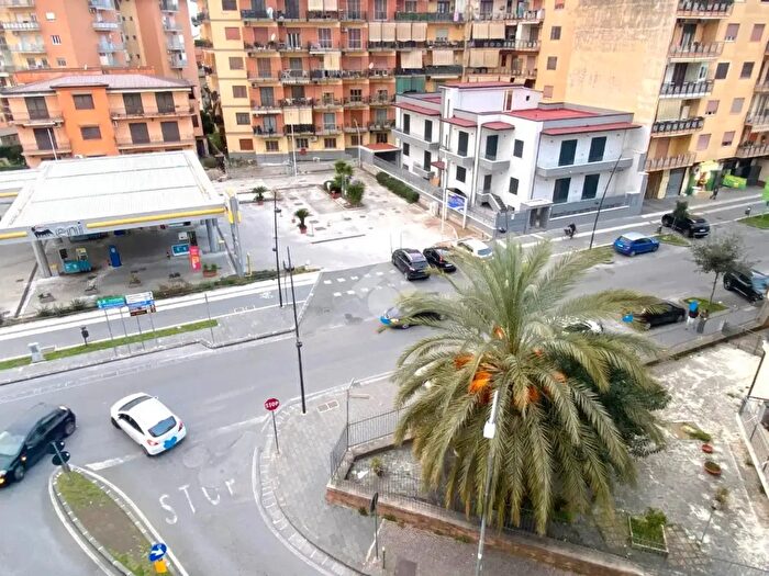 Appartamento quadrilocale in vendita in Via Vincenzo Gioberti, Acerra