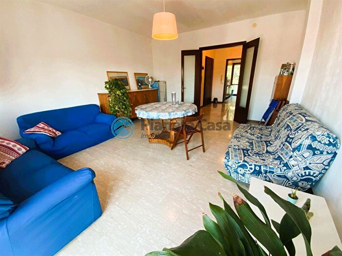 Appartamento con 5 locali in vendita in Via Cavalletto, Padova