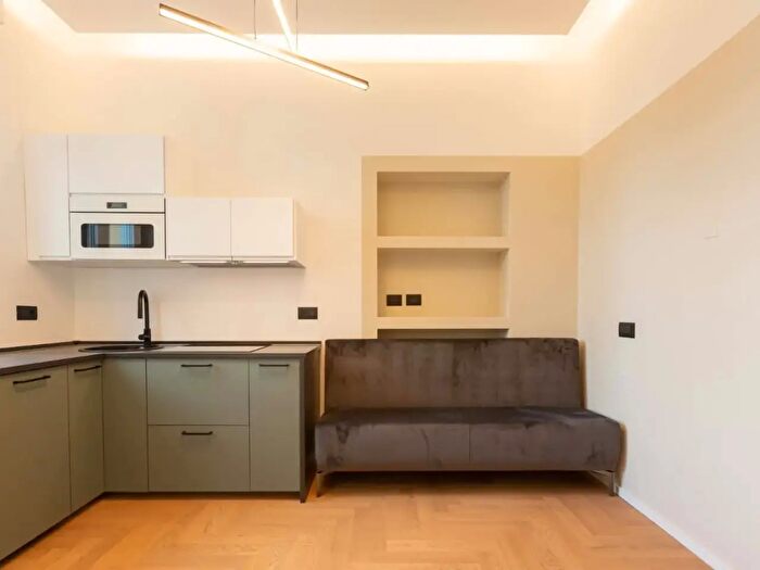 Appartamento monolocale in affitto in Via Luigi Mercantini, Milano