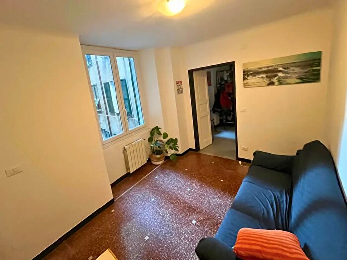 Appartamento con 5 locali in affitto in Via dei Giustiniani, Genova