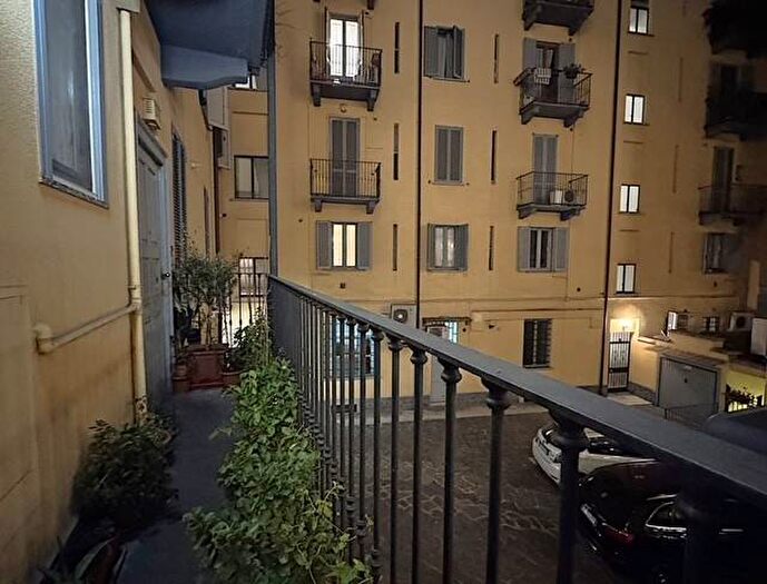 Appartamento bilocale in affitto in Via Fabio Filzi, Centrale, Milano