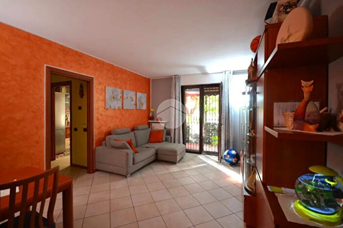 Appartamento trilocale in vendita in Via Gagarin, Sedriano