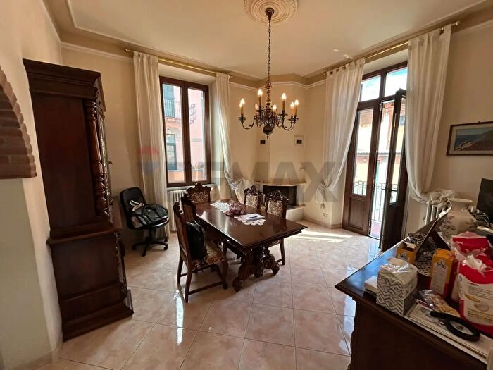 Appartamento con 6 locali in vendita in Barga