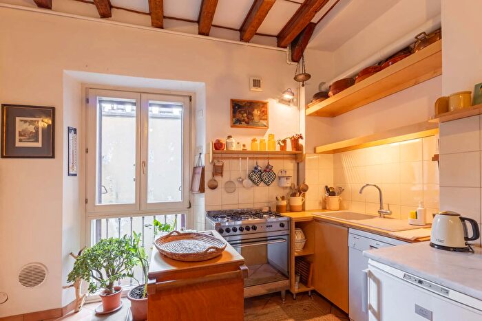 Appartamento monolocale in affitto in Via Felice Casati, Milano