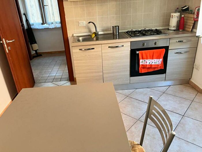 Appartamento trilocale in affitto in Via Camillo Benso di Cavour, Centro Storico, Latina