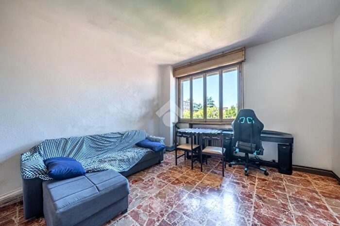 Appartamento trilocale in vendita in Via Monte Ventasso, Reggio Emilia