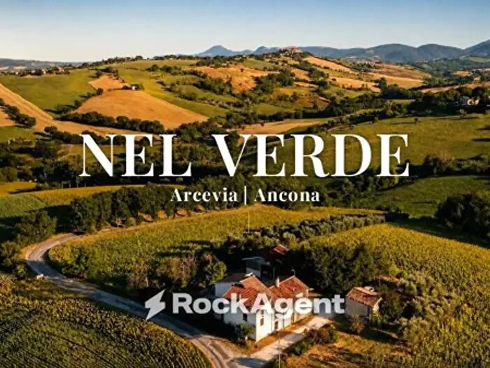 Casa in vendita in Frazione Ripalta, Arcevia