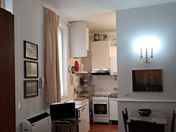 Appartamento monolocale in affitto in Via Prevostura, Centro Storico, Piacenza