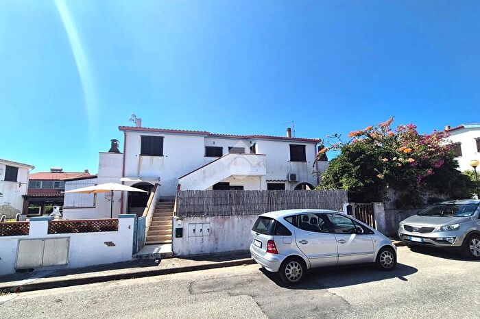 Appartamento bilocale in vendita in Via delle Ginestre, Calasetta