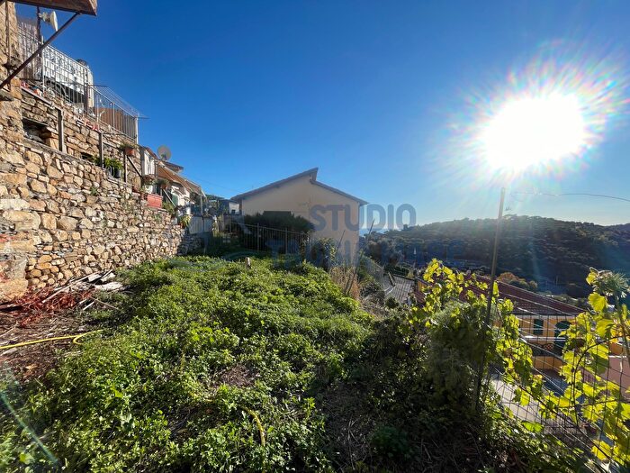 Appartamento con 5 locali in vendita in Via Mazzini, Pompeiana