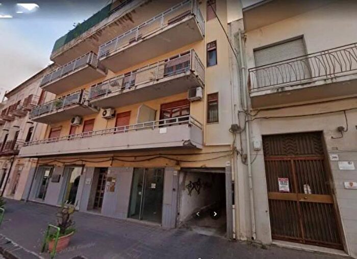 Appartamento con 5 locali in vendita in Via Umberto I, Barcellona Pozzo Di Gotto