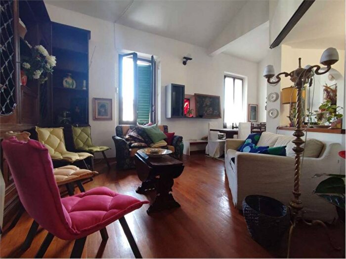 Appartamento quadrilocale in affitto in Leopoldo Vittorio Emanuele Statuto, Firenze