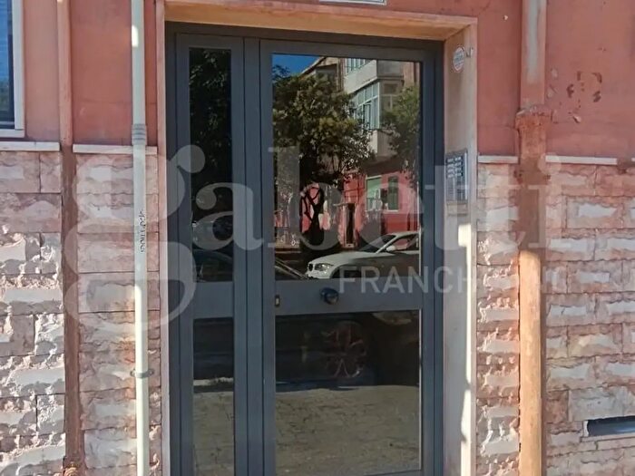 Appartamento trilocale in vendita in Via De Vincentis, Taranto