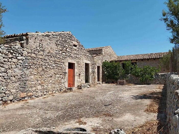 Casa con 5 locali in vendita in SP, Modica