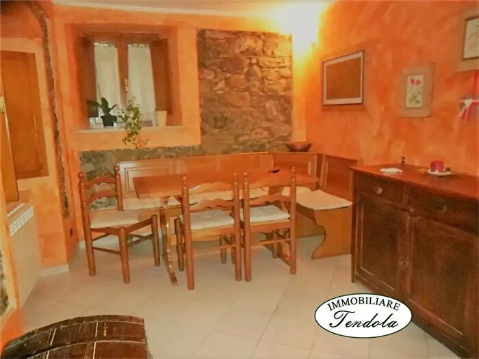 Casa con 5 locali in vendita in Castelnuovo Magra