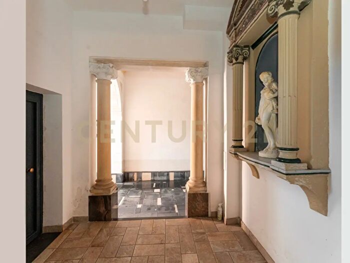 Appartamento quadrilocale in vendita in Via Laurini, Catania