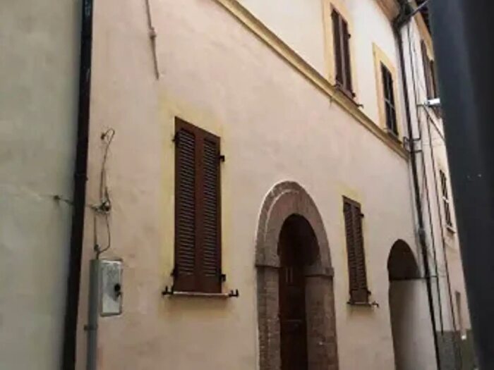 Casa con 6 locali in vendita in Località Belfiore, Foligno
