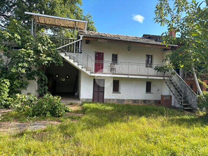 Casa con 5 locali in vendita in Via Borgia, Bagnolo Piemonte
