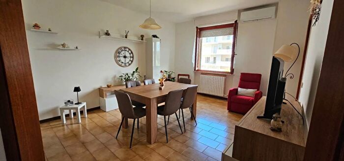 Appartamento quadrilocale in vendita in Via Castelfidardo Civitanova Marche Macerata, Civitanova Marche