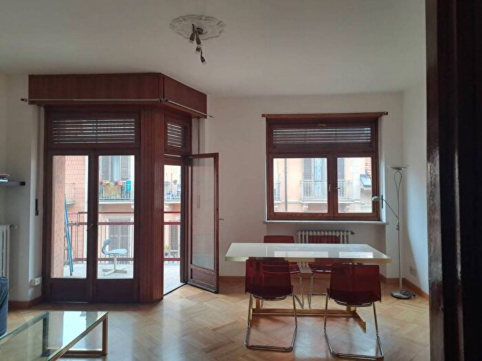 Appartamento quadrilocale in affitto in Via Evangelista Torricelli, Crocetta, Torino