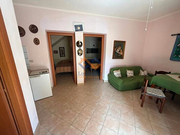 Appartamento con 5 locali in vendita in Via Petrazzi, Castellammare Del Golfo