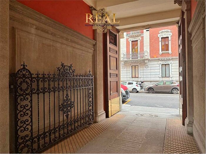 Appartamento con 5 locali in affitto in via augusto affossi, Cadore, Milano