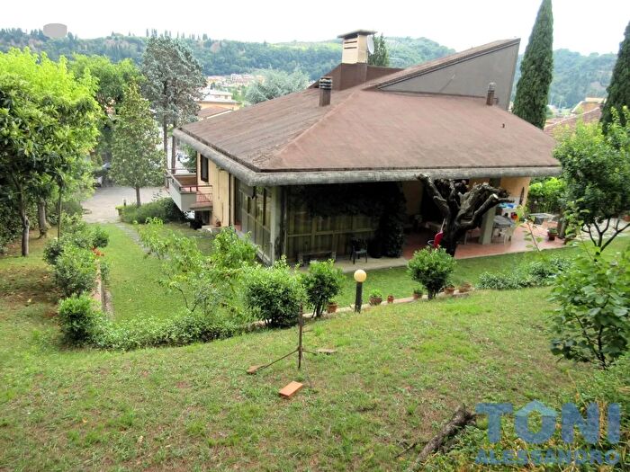 Casa con 10 locali in affitto in Montelupo Fiorentino