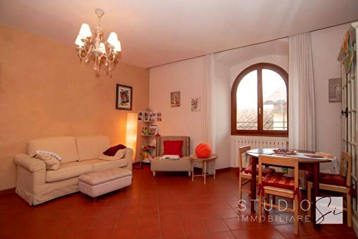 Appartamento trilocale in vendita in Via dei Baldi, Pistoia