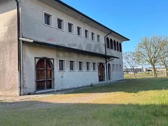 Appartamento trilocale in vendita in Via Mantova, Cerea