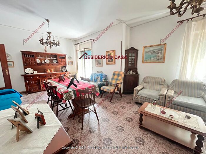 Appartamento quadrilocale in vendita in Palermo