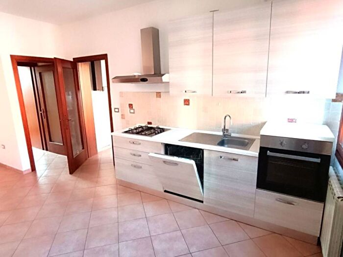 Appartamento trilocale in affitto in Via Angeli, Centro, Adria