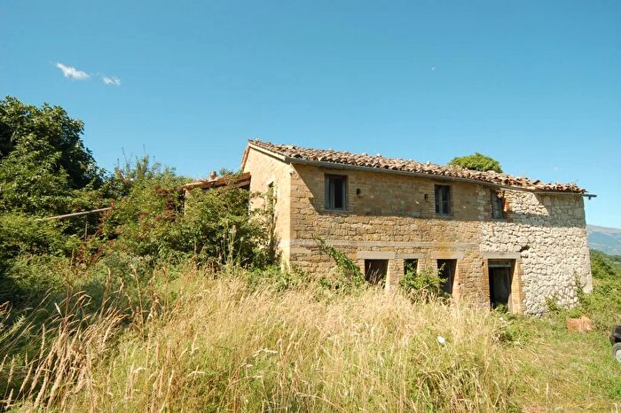 Casa con 8 locali in vendita in Contrada Quinzano, Force