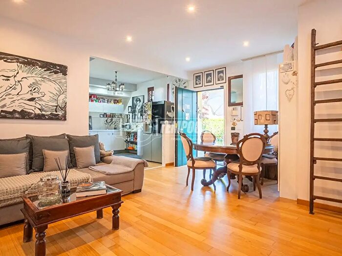 Appartamento trilocale in vendita in Via Isabella dEste, Castiglione Delle Stiviere