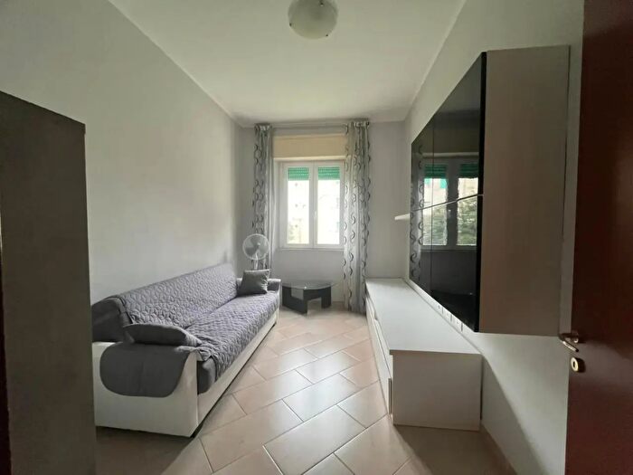 Appartamento trilocale in affitto in Livorno