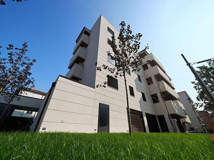 Appartamento con 5 locali in affitto in San Faustino, Modena